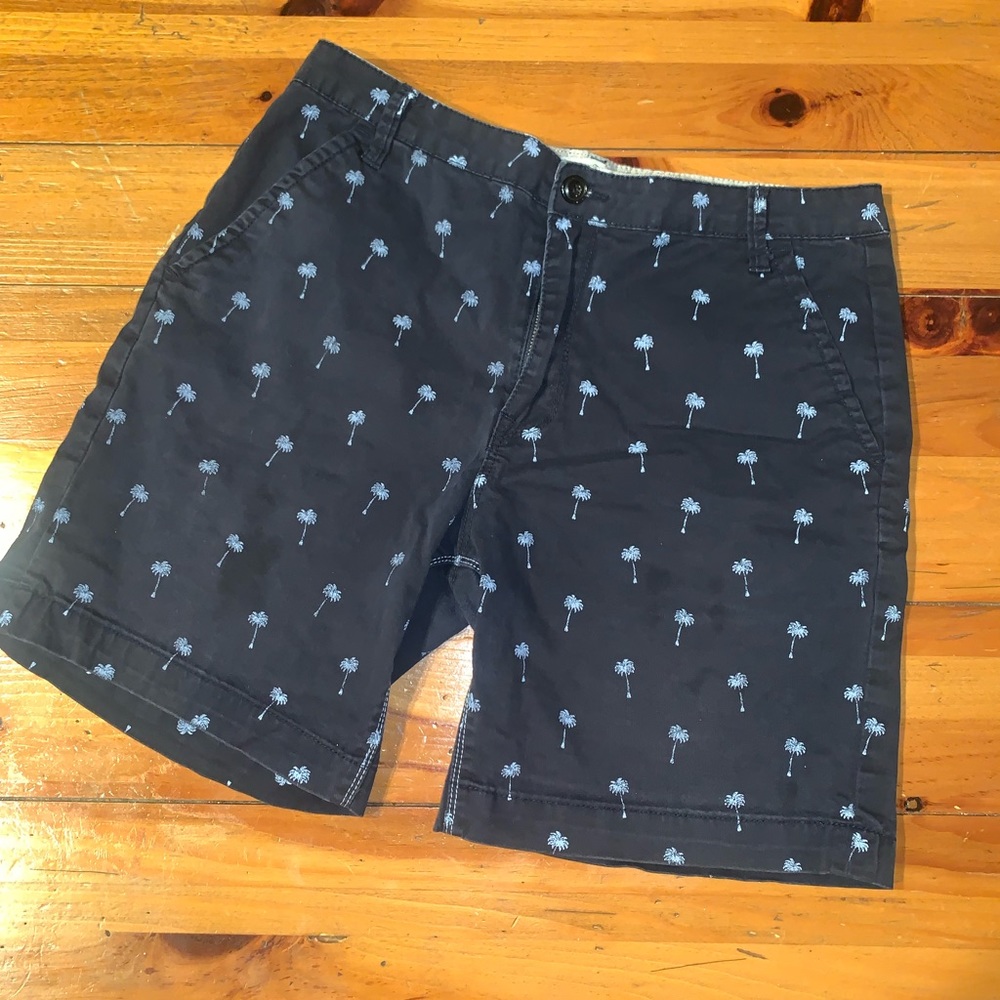 Sovereign Code Los Angeles Palm Tree Print Shorts